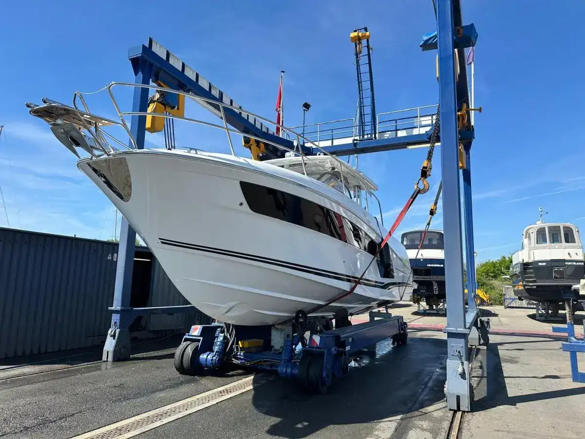 Thumbnail von Jeanneau Cap Camarat 12.5 WA Jeanneau Cap Camarat 12.5-WA