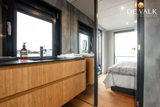 Thumbnail von Houseboat Waterloft Luxemotor