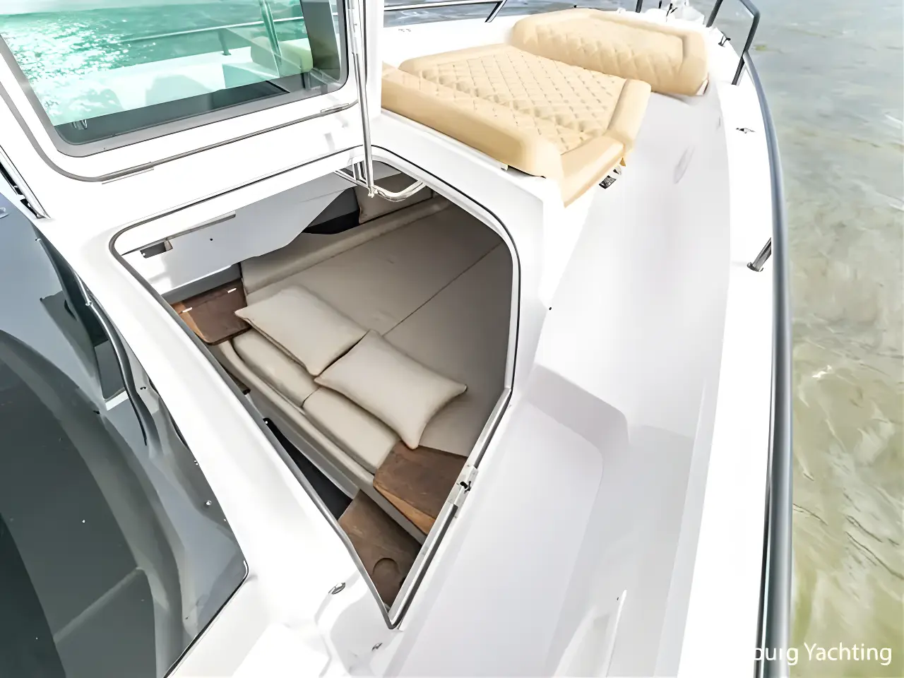 Thumbnail von Axopar 37 XC Cross Cabin