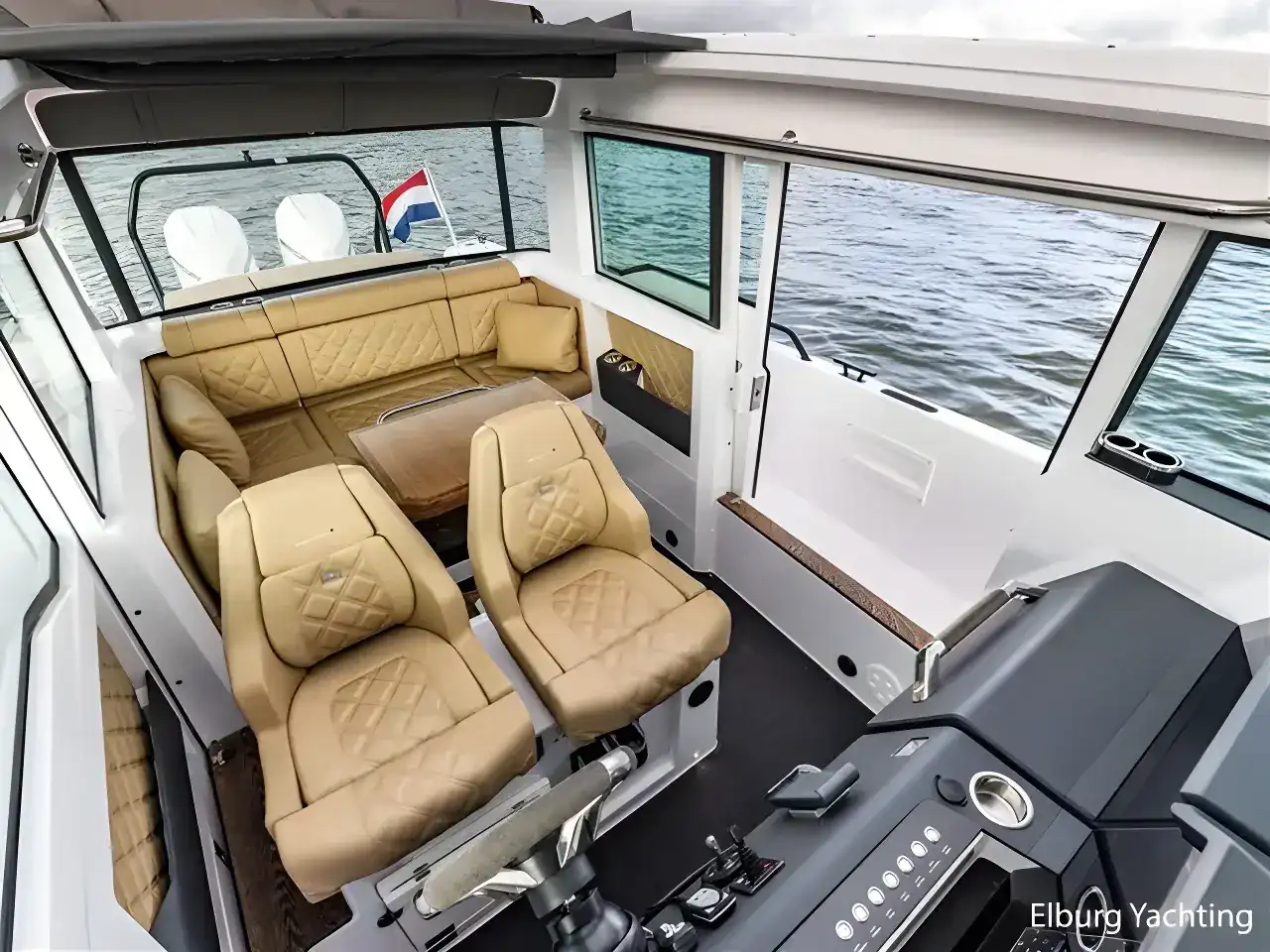 Thumbnail von Axopar 37 XC Cross Cabin