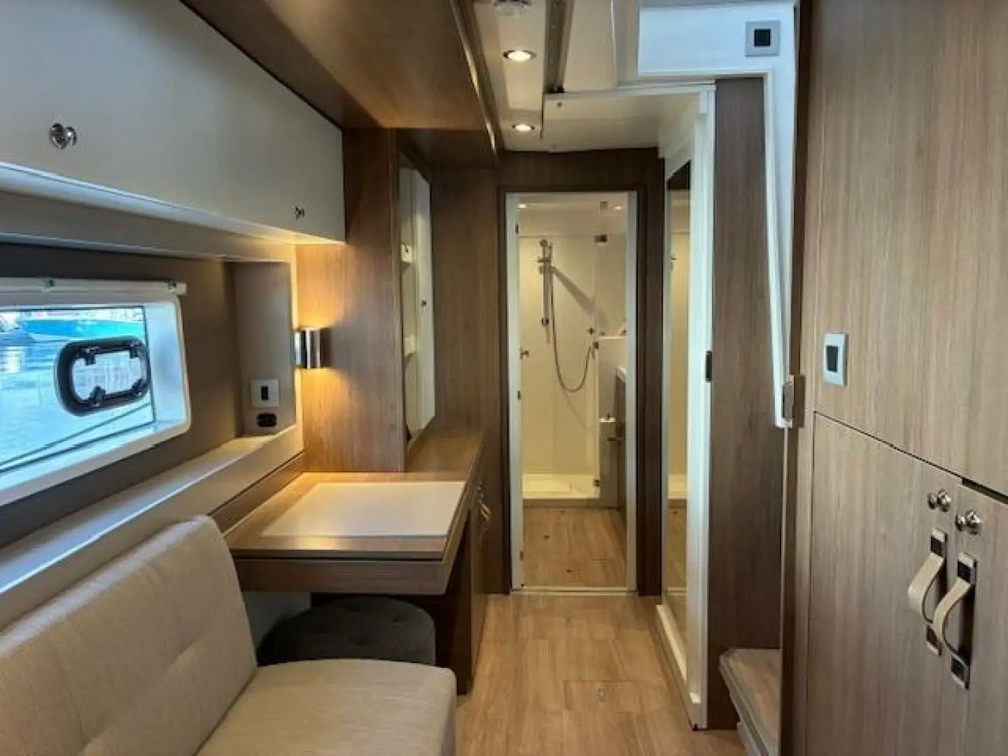 Thumbnail von Bali 4.2 Isthmus Breeze