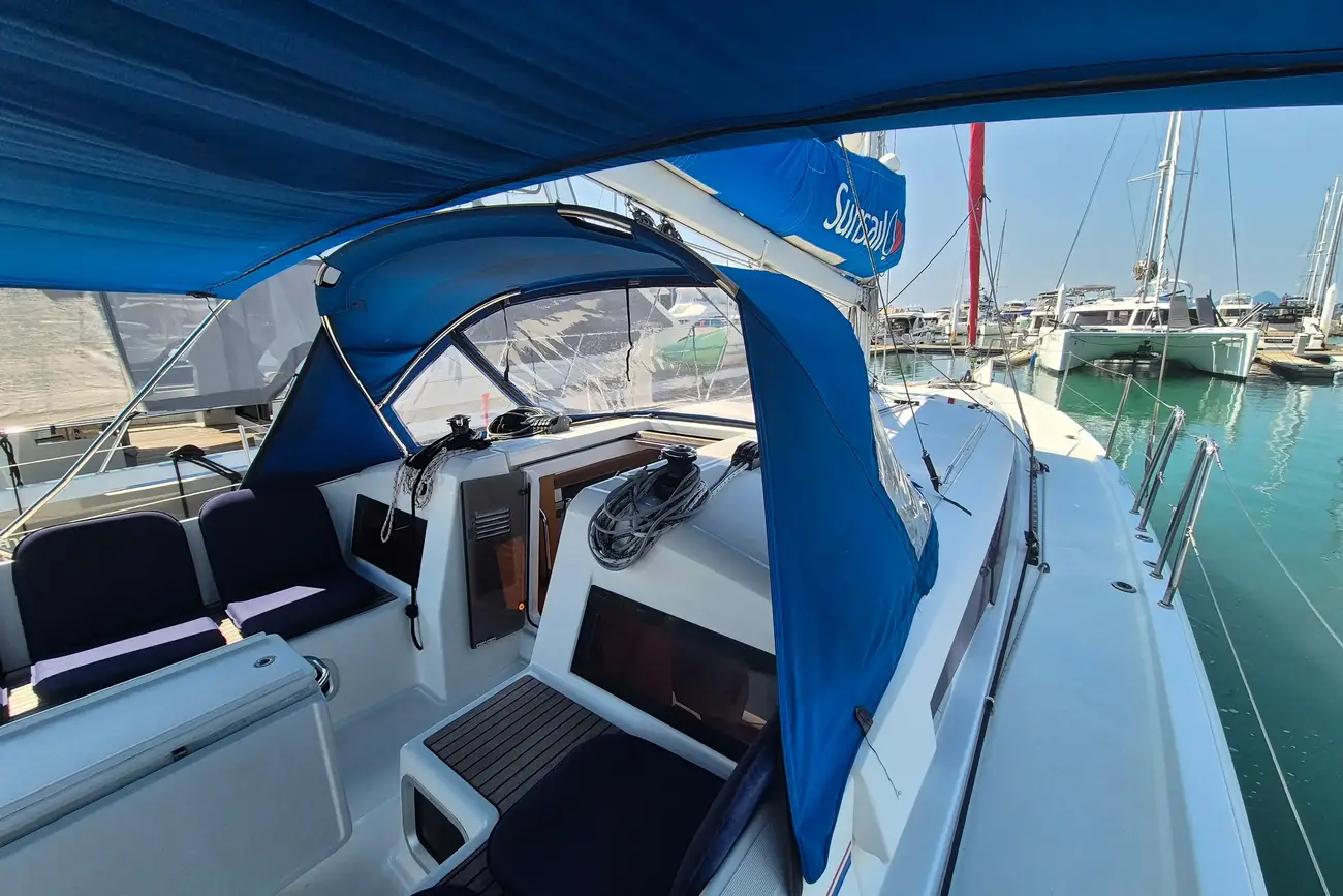 Thumbnail von Jeanneau Sun Odyssey 440 EVELYN ROSE