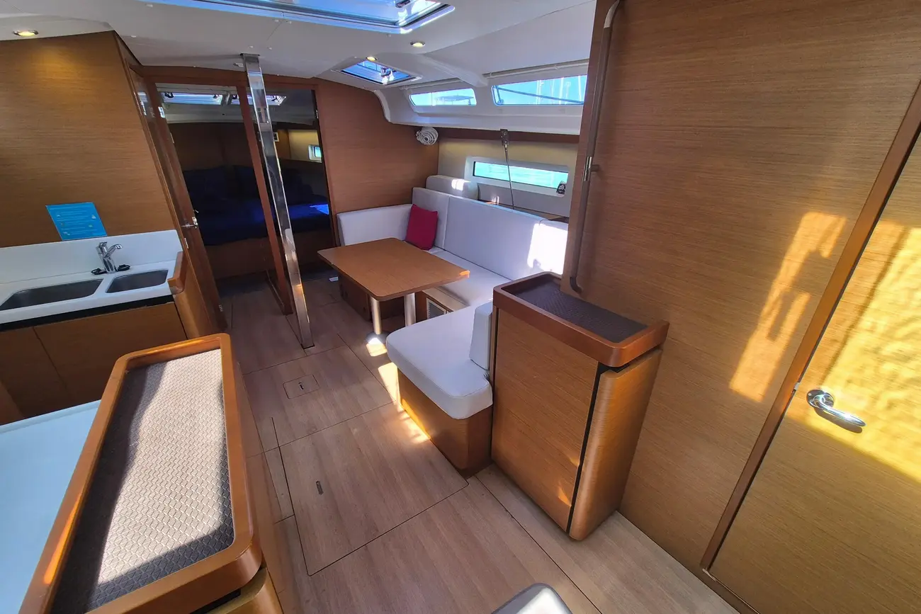 Thumbnail von Jeanneau Sun Odyssey 440 EVELYN ROSE
