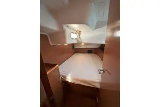 Thumbnail von Beneteau Oceanis 46