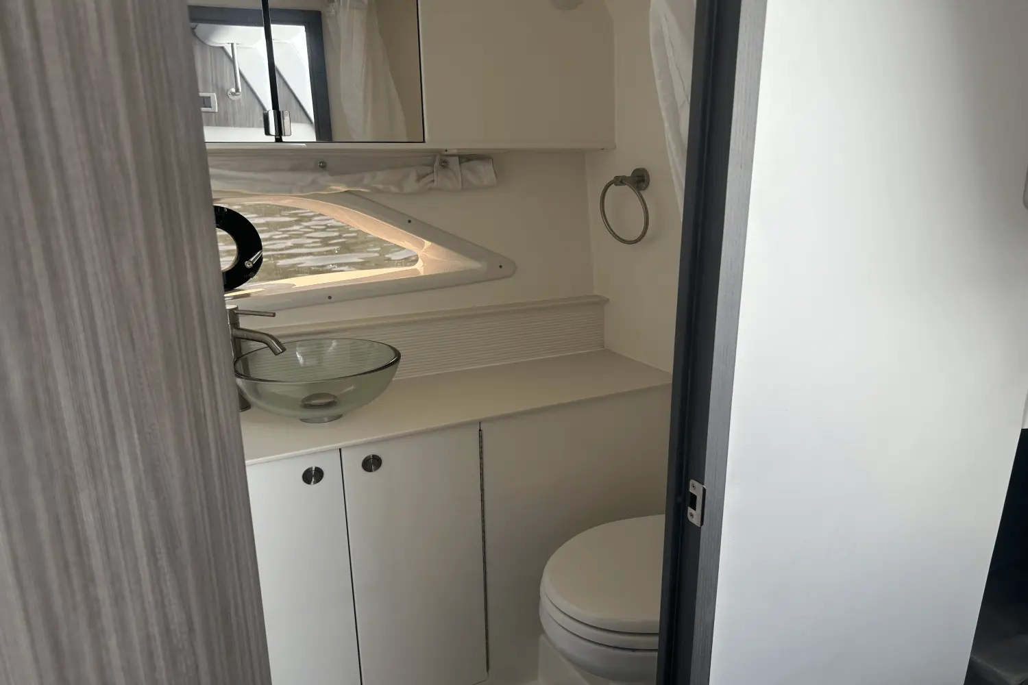 Thumbnail von Sea Ray 320 Sundancer Outboard