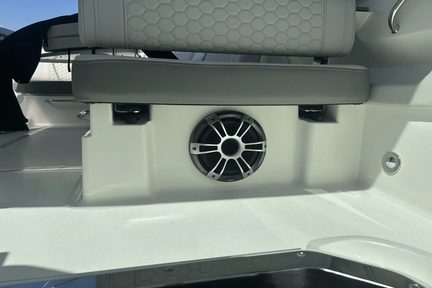 Thumbnail von Sea Ray 320 Sundancer Outboard