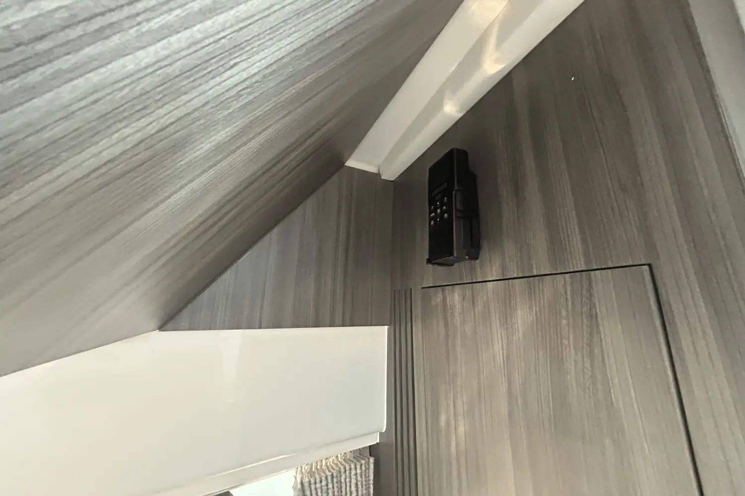 Thumbnail von Sea Ray 320 Sundancer Outboard