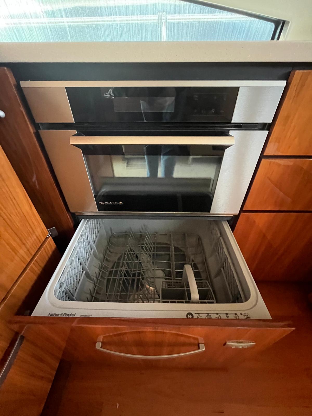 Thumbnail von Fairline Squadron 65