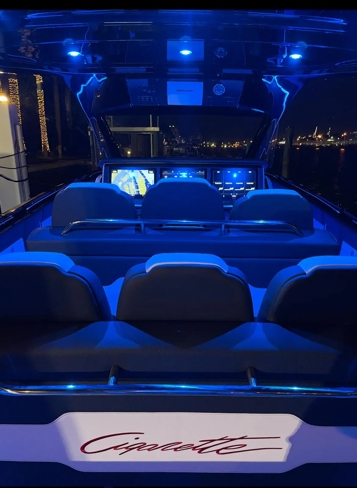 Thumbnail von Cigarette 42 Auroris