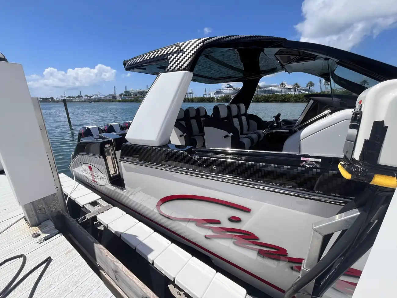 Thumbnail von Cigarette 42 Auroris