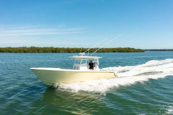 Reef Runner 340 Center Console