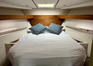 Thumbnail von Sealine SC35 Tenacity of Lancaster