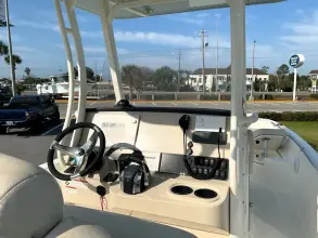 Thumbnail von Boston Whaler 270 Dauntless