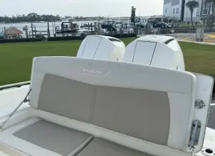 Thumbnail von Boston Whaler 270 Dauntless