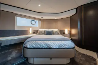 Thumbnail von Azimut 55