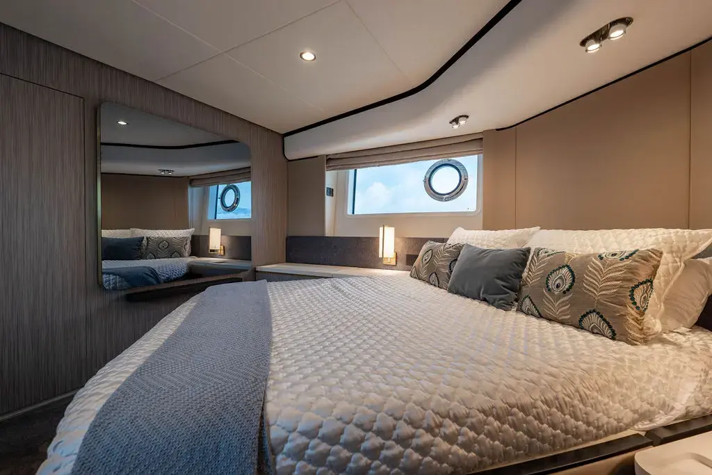 Thumbnail von Azimut 55