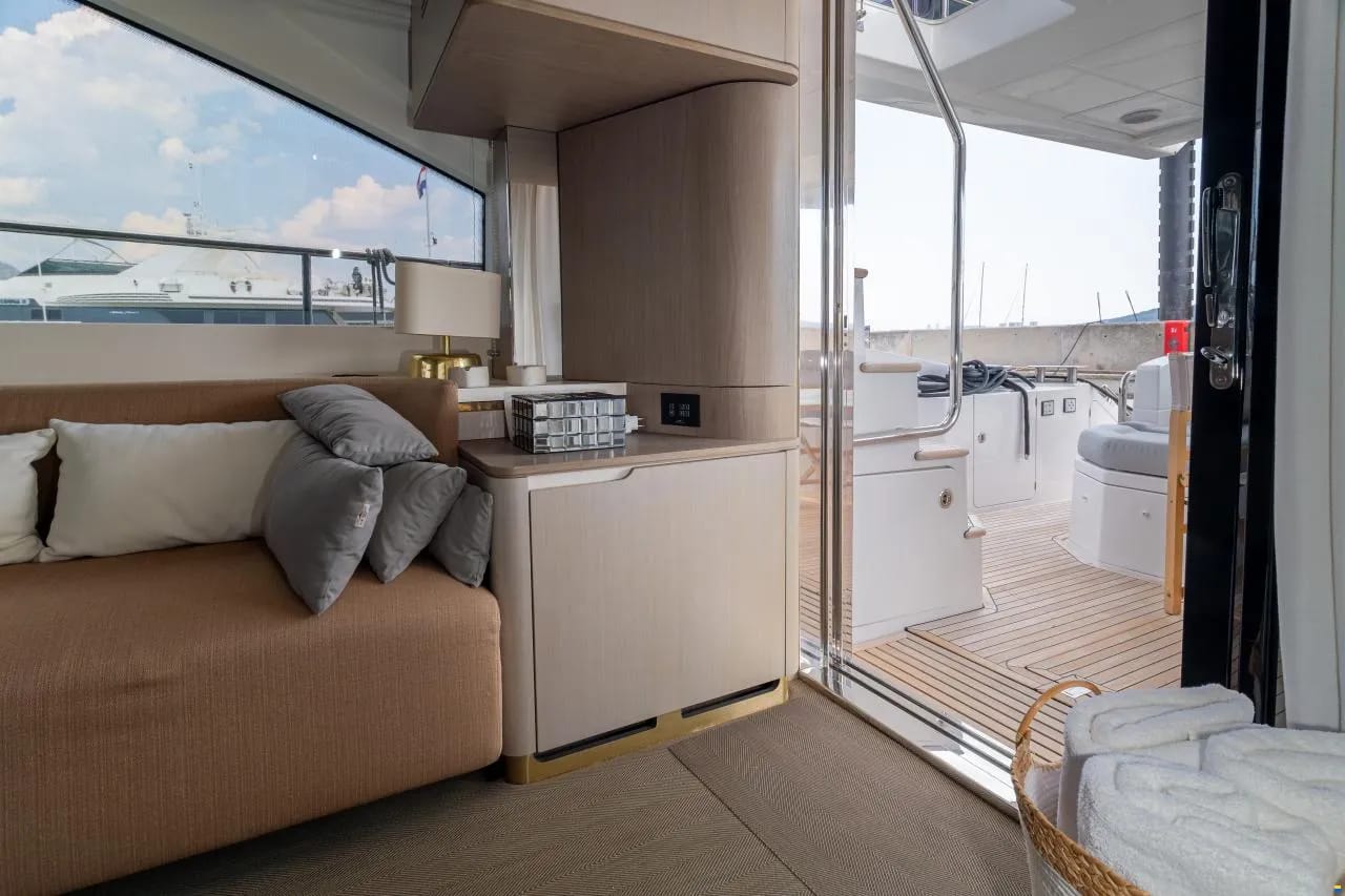 Thumbnail von Azimut 60