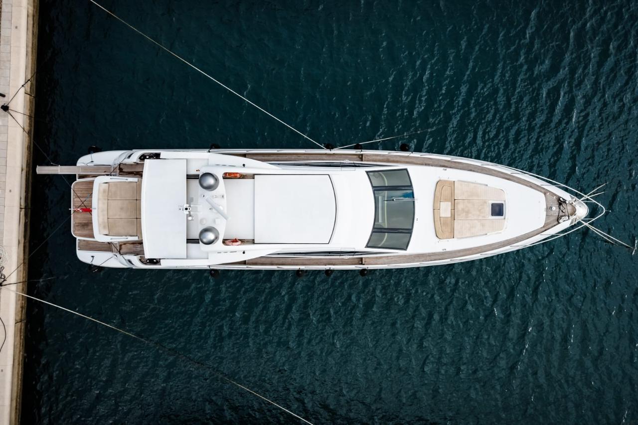 Thumbnail von Azimut 86 S