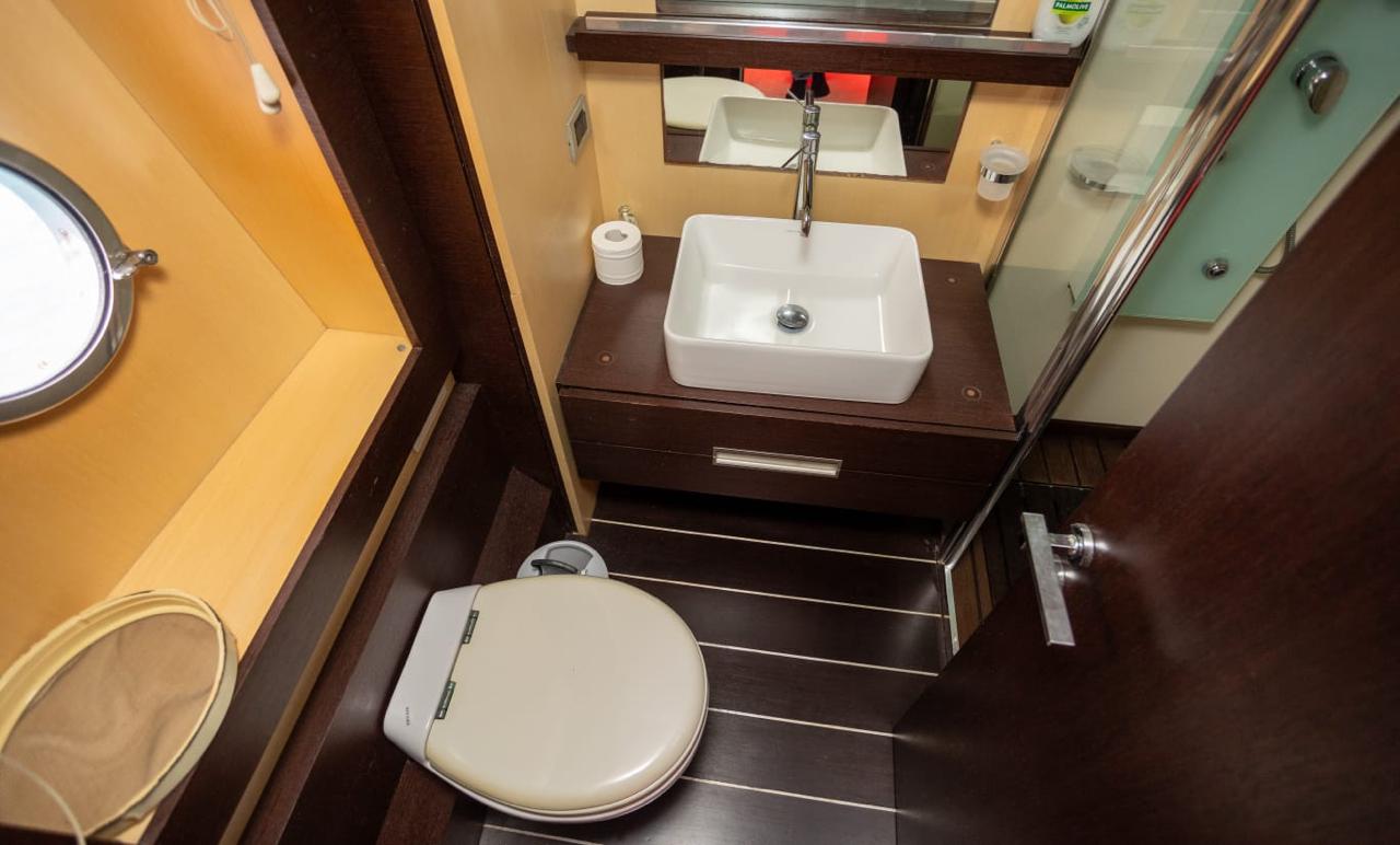 Thumbnail von Azimut 86 S