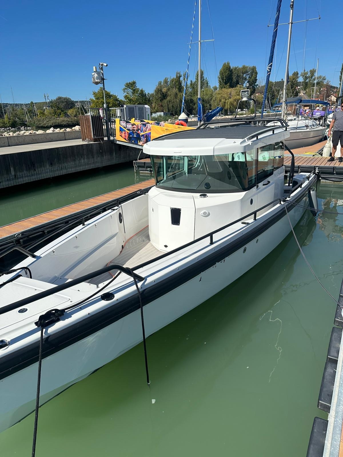 Thumbnail von Axopar 28 キャビン