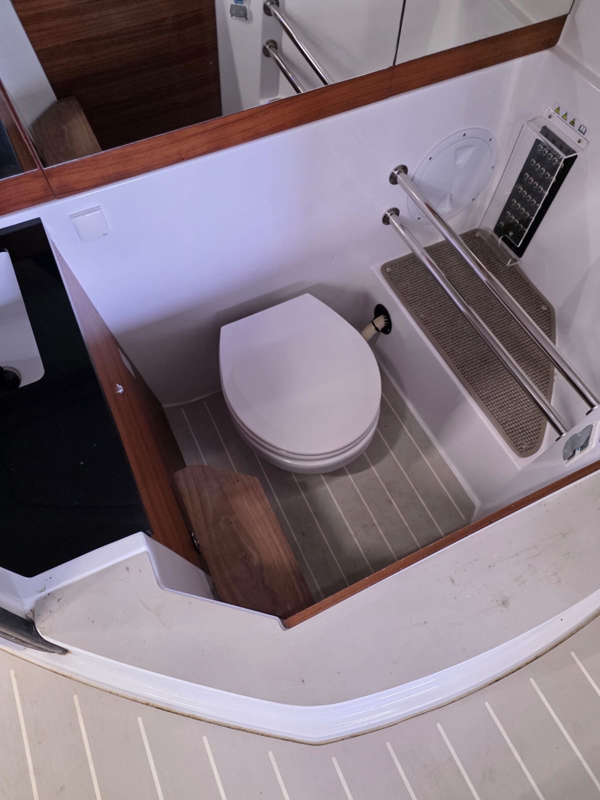 Thumbnail von Axopar 28 キャビン