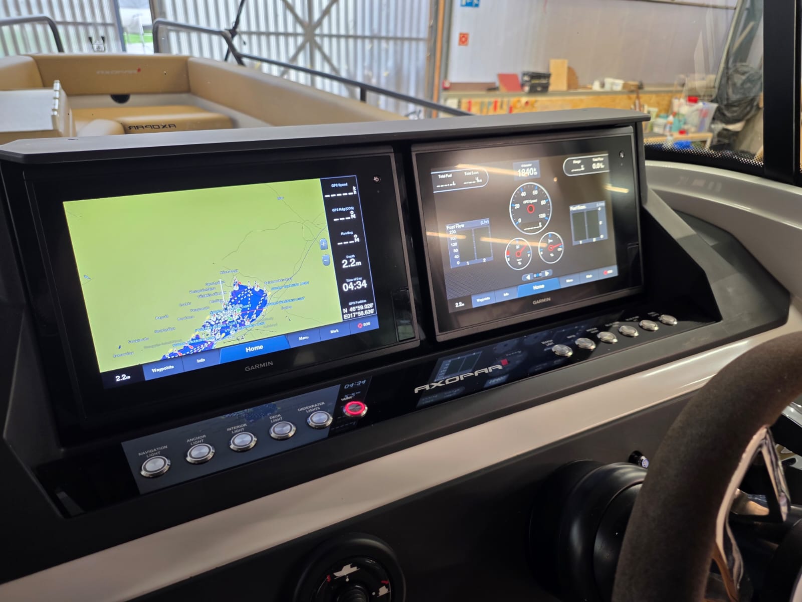 Thumbnail von Axopar 28 キャビン