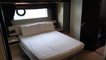 Thumbnail von Azimut 66