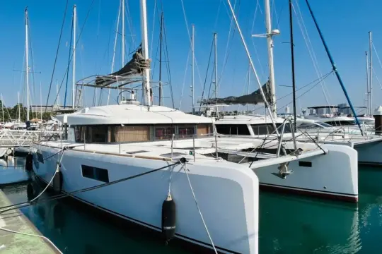 Lagoon 52 9978215