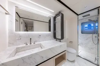 Thumbnail von Custom 116' 2025