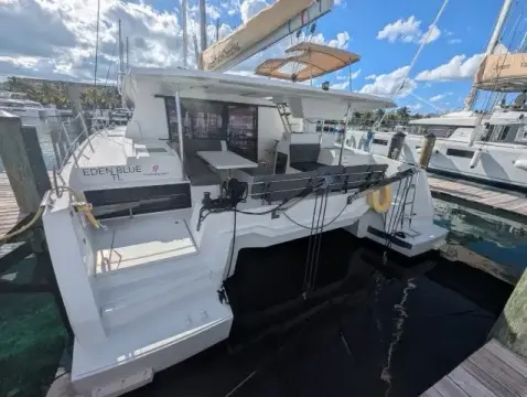 Fountaine Pajot Astrea 42