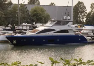 Custom Aluminium Explorer