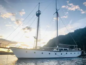 Thumbnail von Custom Staysail Schooner One Ocean