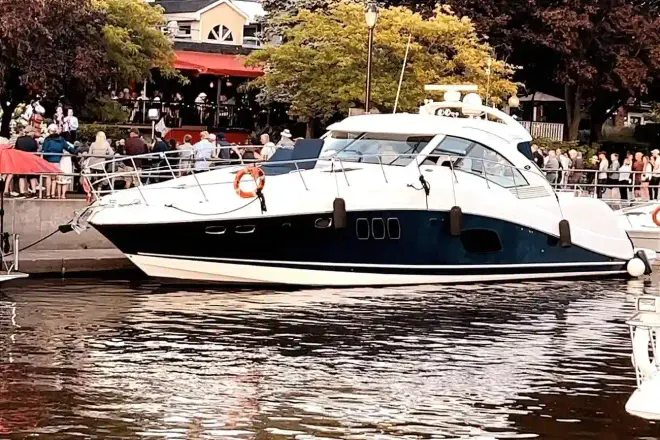 Sea Ray 580 Sundancer Sand Say Ocean