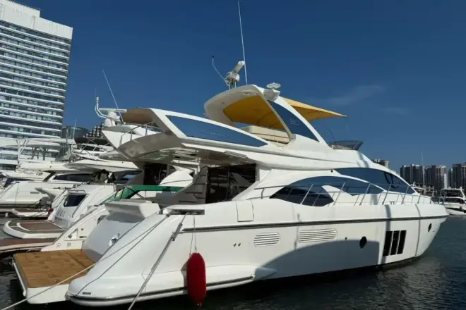 Azimut 60 10028516
