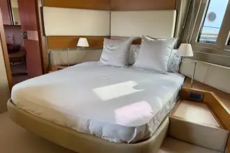 Thumbnail von Azimut 60 10028516