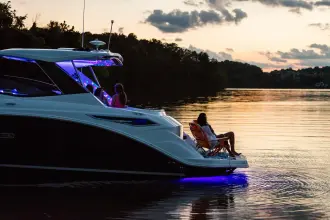 Thumbnail von Sea Ray 320 Sundancer