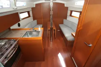 Thumbnail von Beneteau Oceanis 35.1