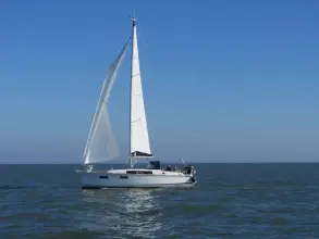 Thumbnail von Beneteau Oceanis 35.1