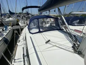 Thumbnail von Beneteau Oceanis 35.1