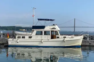 American Marine Yachts 46 Classic