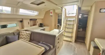 Thumbnail von Jeanneau Yachts 51 Delphini