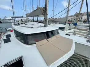 Thumbnail von Fountaine Pajot Helia 44 Aquila