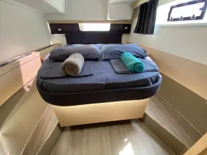 Thumbnail von Fountaine Pajot Helia 44 Aquila