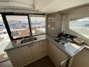 Thumbnail von Fountaine Pajot Helia 44 Aquila