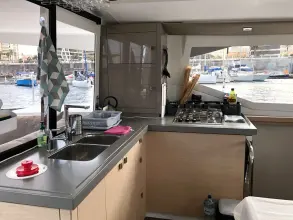 Thumbnail von Fountaine Pajot Helia 44 Aquila