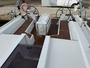 Thumbnail von Beneteau Oceanis 51.1 .