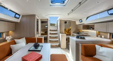 Thumbnail von Beneteau Oceanis 47