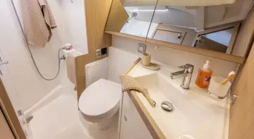 Thumbnail von Beneteau Oceanis 47