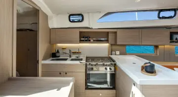 Thumbnail von Beneteau Oceanis 47