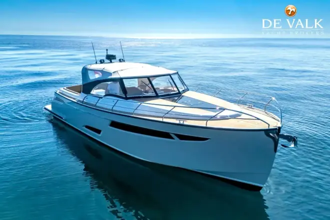 Maxima 44